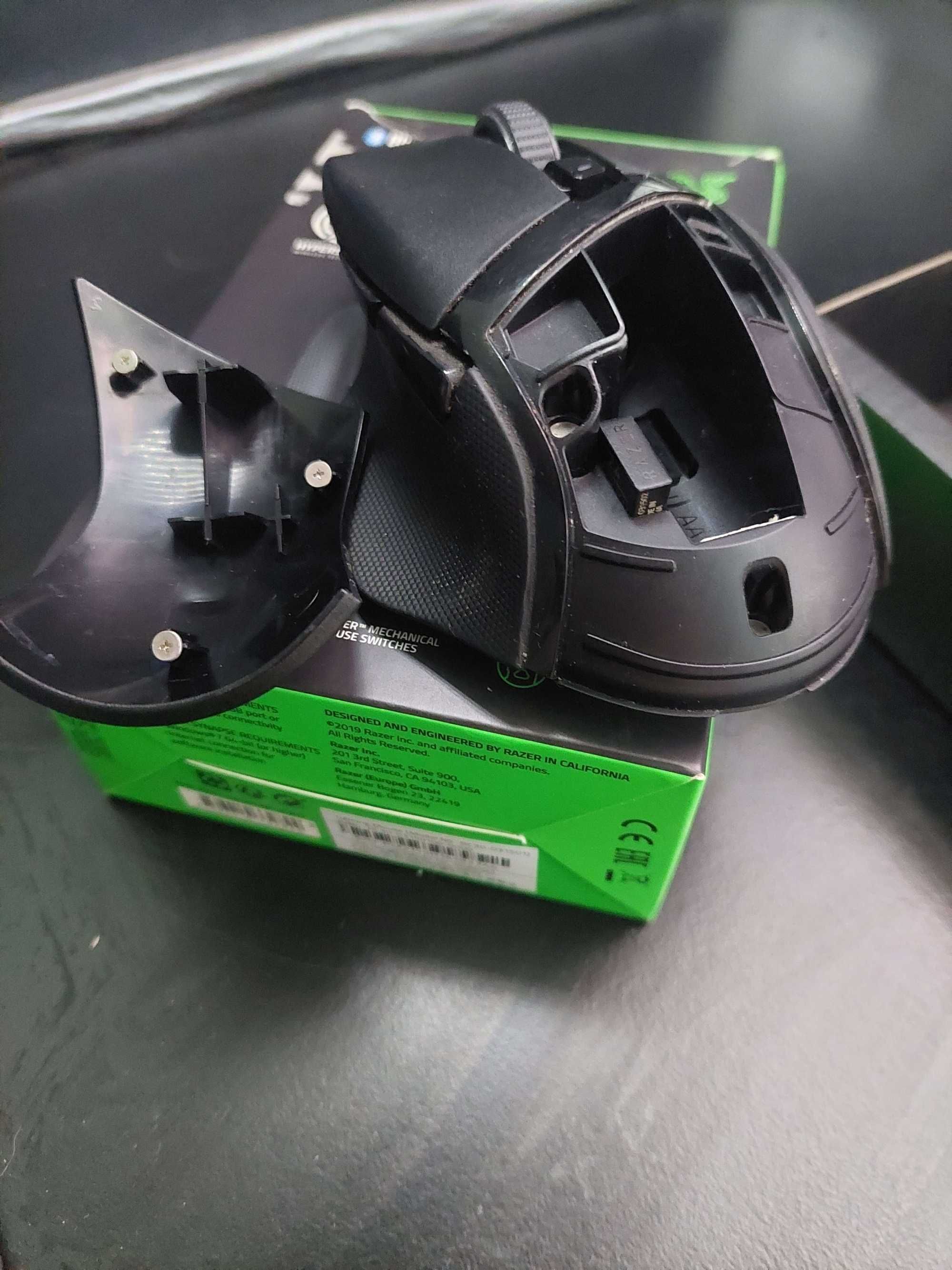 Bezprzewodowa Mysz RAZER Basilisk X Hyperspeed