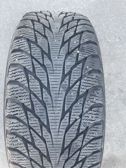 Зимняя резина Nokian Hakkapelitta R2 195/60 R15 1 шт !