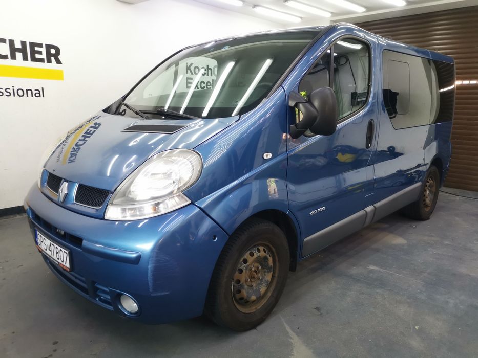 Renault trafic passenger 1.9 diesel 8 miejsc 2005