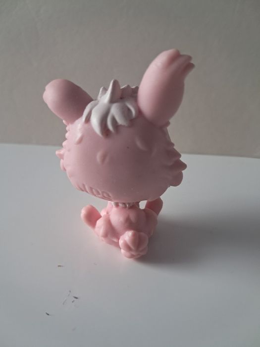 Littlest pet shop lps