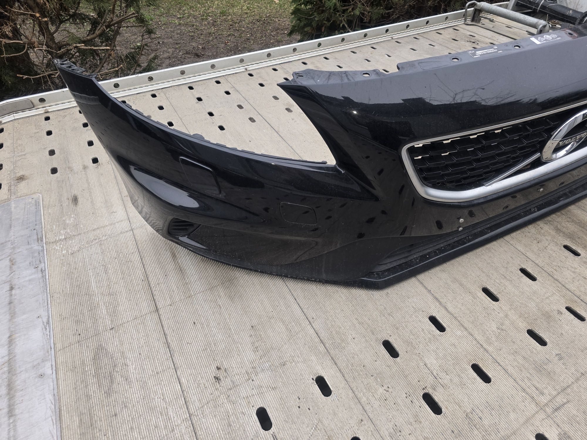 Zderzak Volvo V40 LIFT R-Design 717