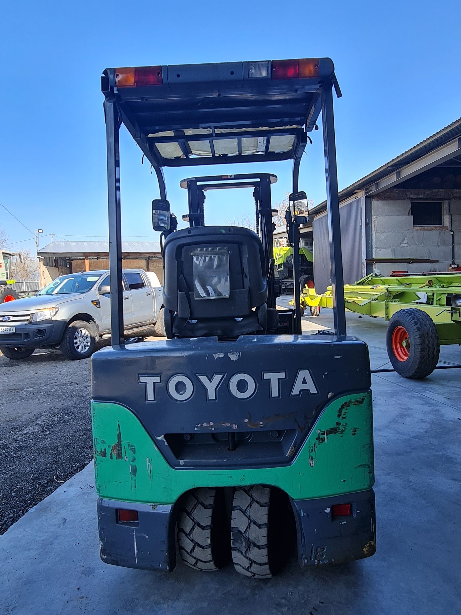 Электро Погрузчик Toyota с новой АКБ.