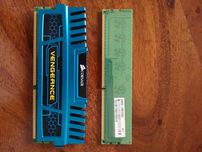 RAM 4gb + 4gb Corsair Vengeance
