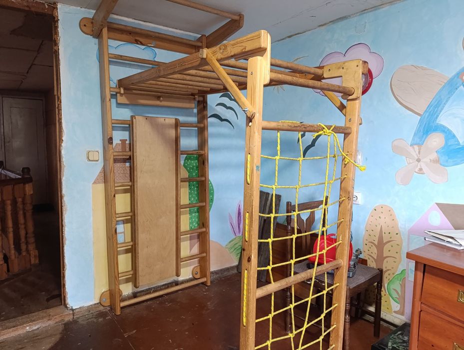 Дитяча Шведська стінка.