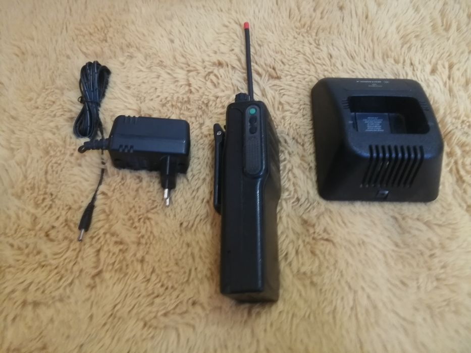 Krótkofalówka radio Motorola Radius GP900.