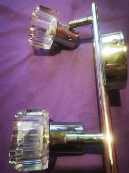 Lampa łazienkowa