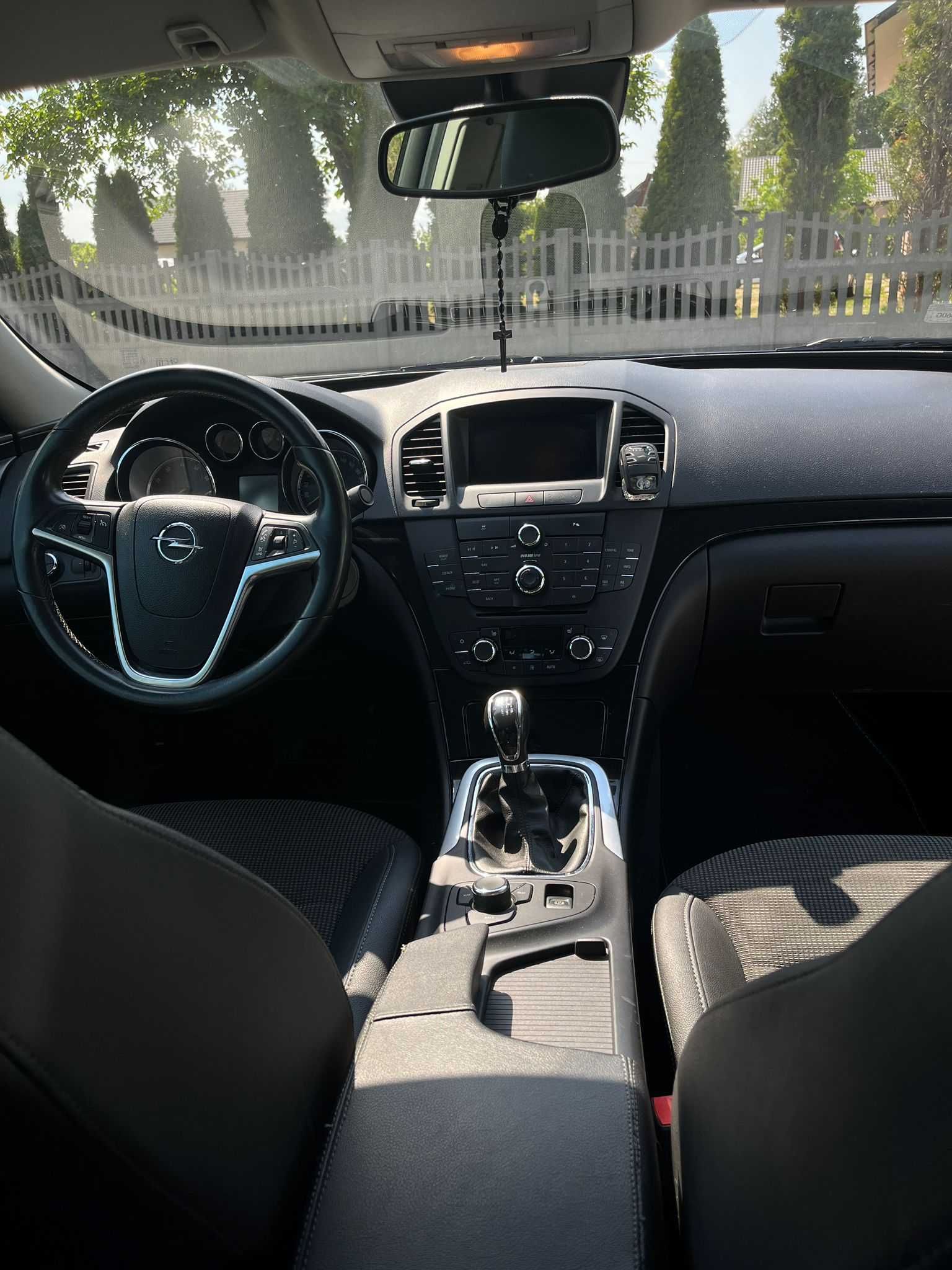 Sprzedam Opel Insignia Cosmo  turbo 1.6 benzyna