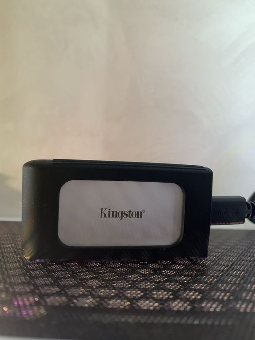 SSD-накопичувач | Kingston XS2000 | 1 TБ | USB 3.2 Gen 2x2 | 20Gbps