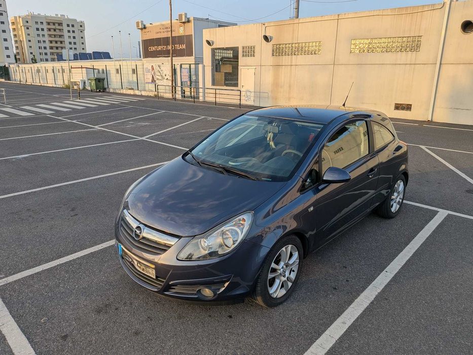Opel Corsa D 1.2 Twinport - Sport