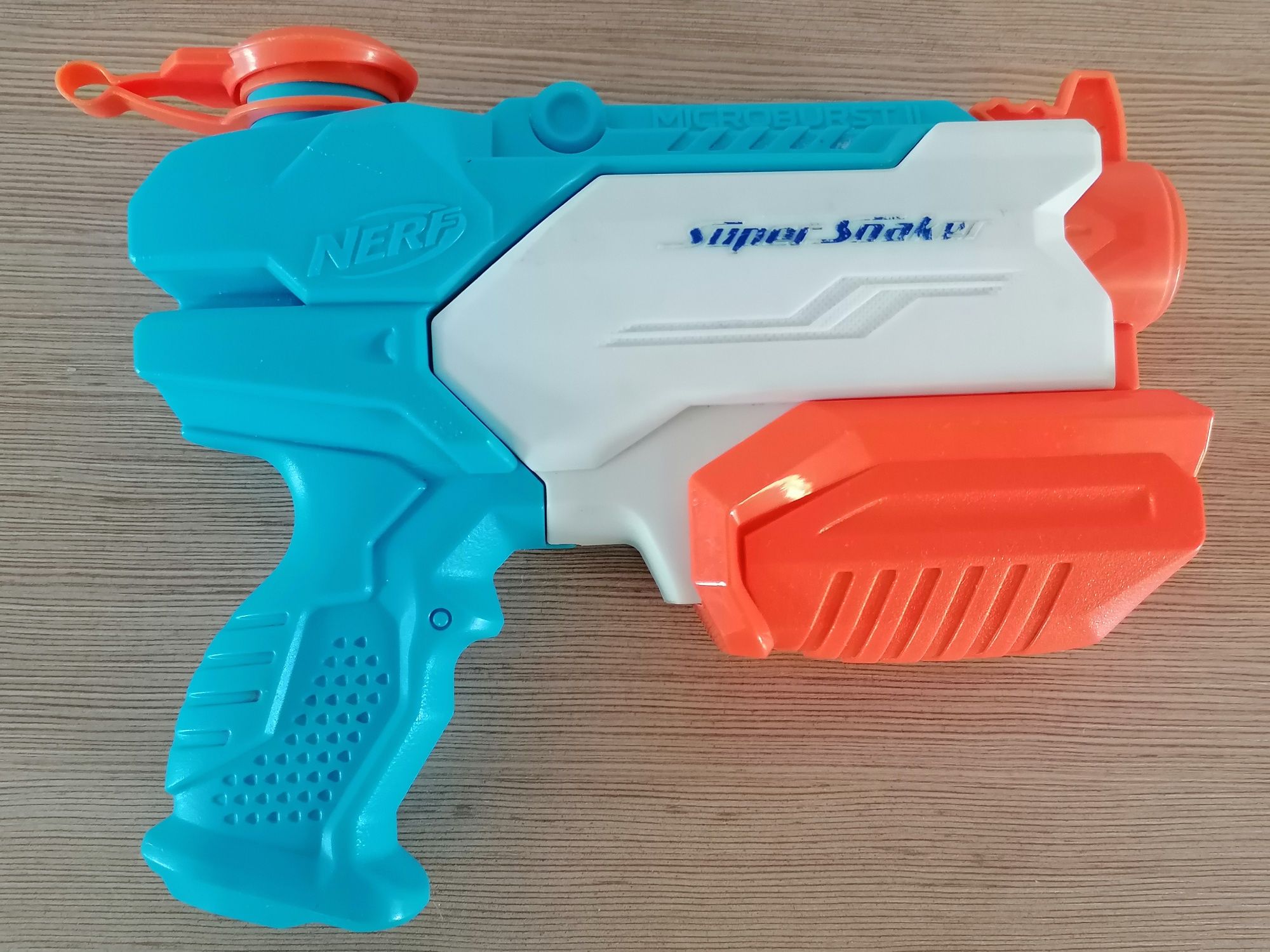 Pistolet na wodę NERF x 2 sztuki / Dwa pistolety na wodę NERF