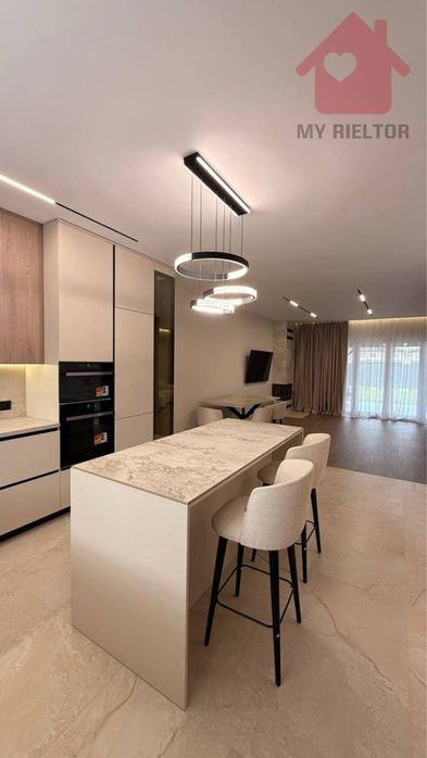 Продаж таунхаусу в котеджному містечку New Village