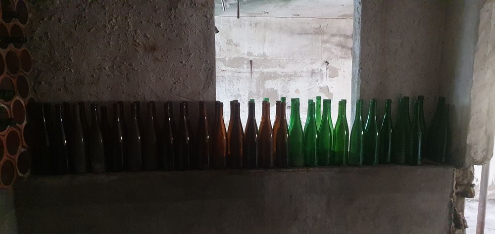 Garrafas de vidro para vinho verde – 55 unidades