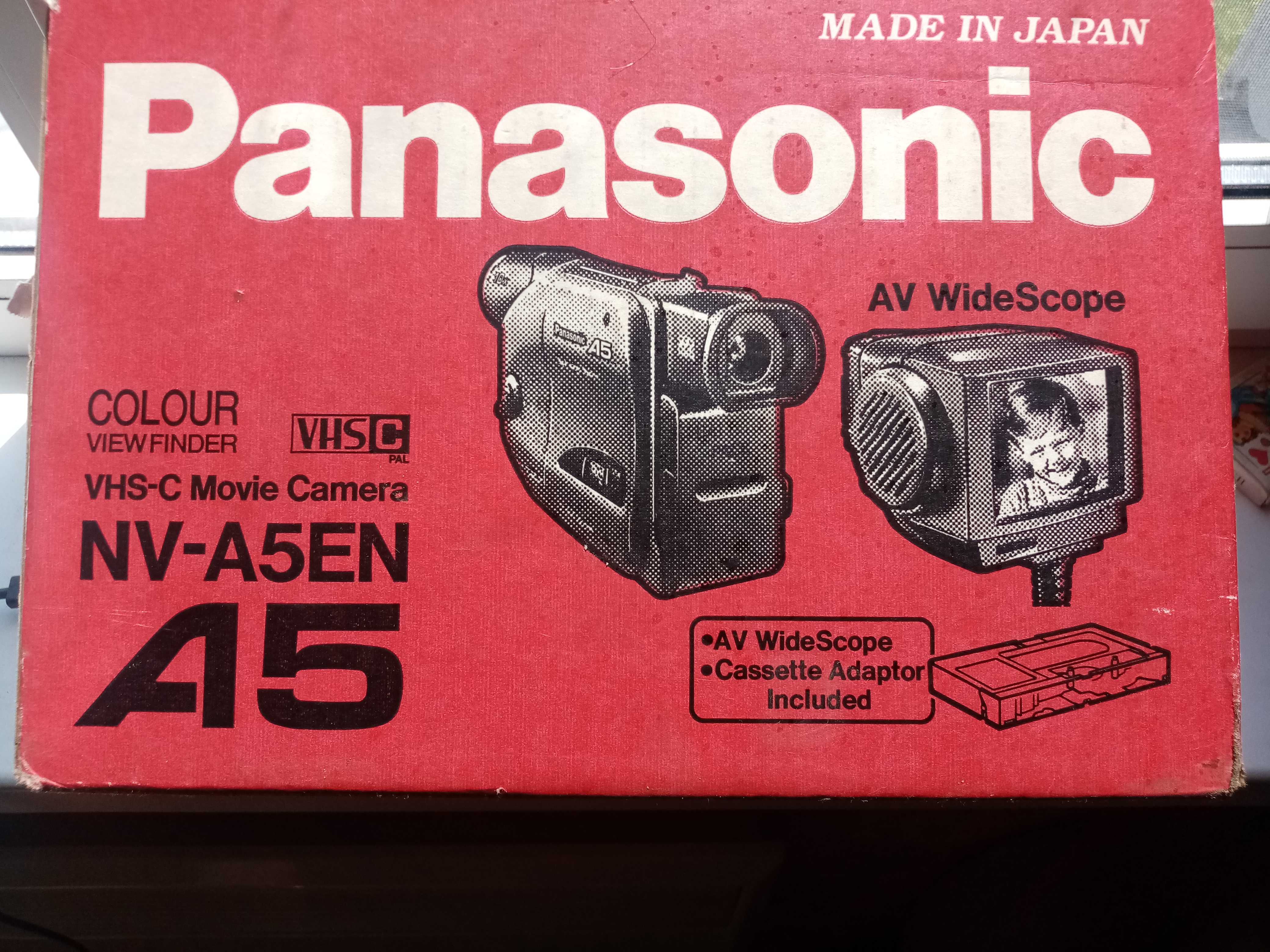 Видеокамера PANASONIC