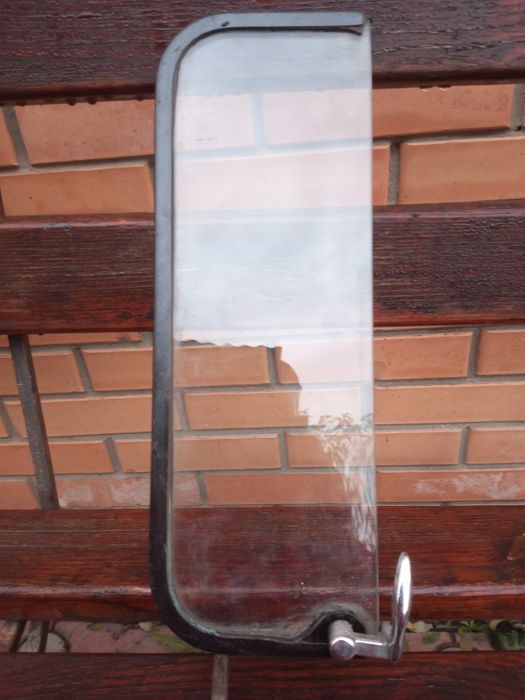 Форточка а/м ЗиЛ-131,130 правая