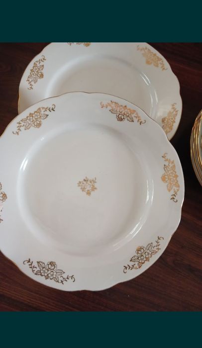 Посуда тарелки сервиз чашки