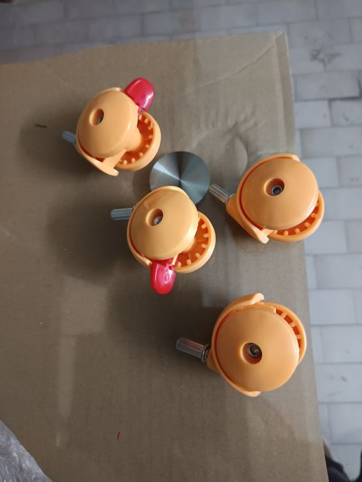 Muda fraldas com banheira Brevi