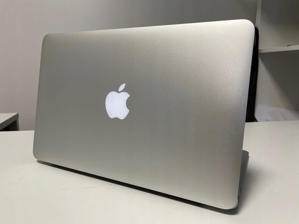 ŚLICZNY i Szybki - Apple MacBook Air 11.6 i5 1.6 SSD 128GB Laptop