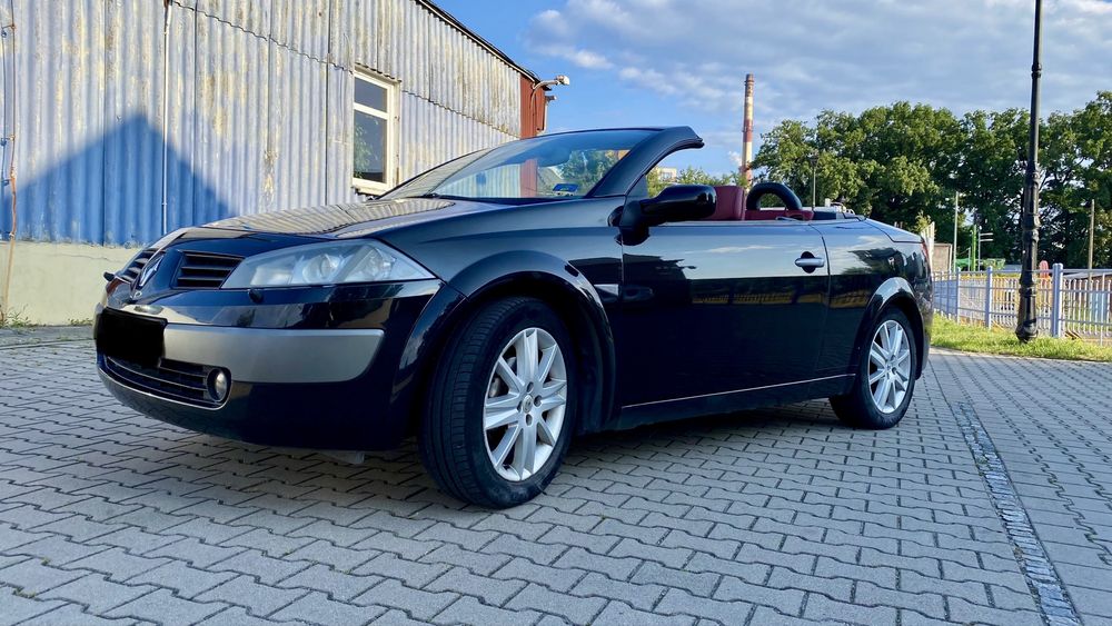 Renault megane 2.0 cabrio (nowe OC oraz PT) maly przebieg