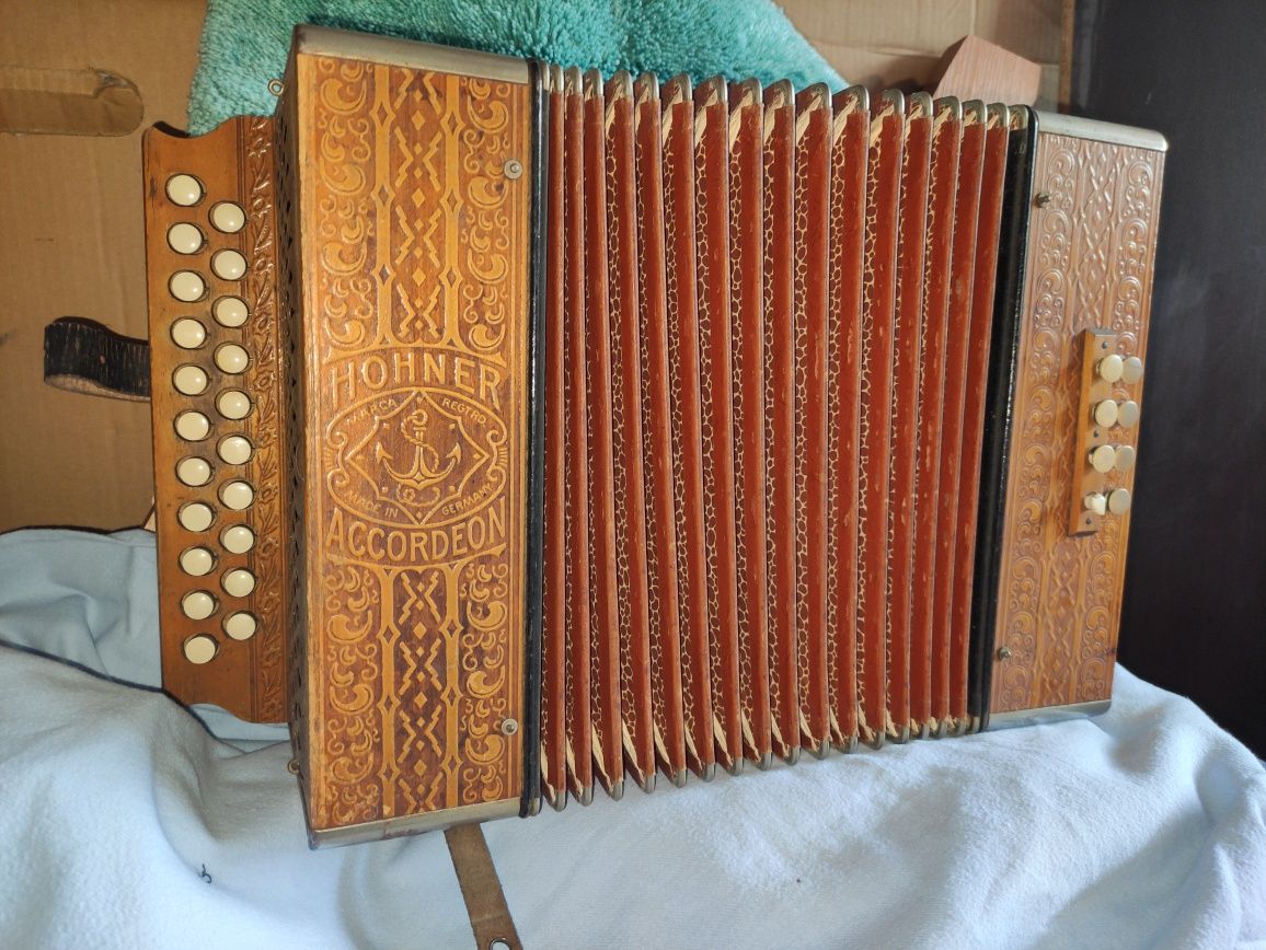 Akordeon niemiecki Hohner