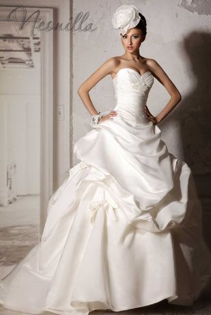 Весільна сукня бренду Neonilla