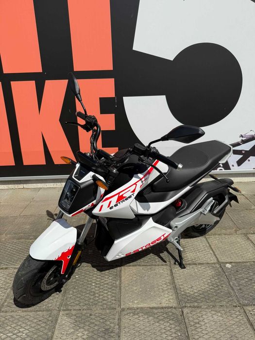 Nowy Skuter Elektryczny - Motorower elektryczny MRF eSTREET 2.5