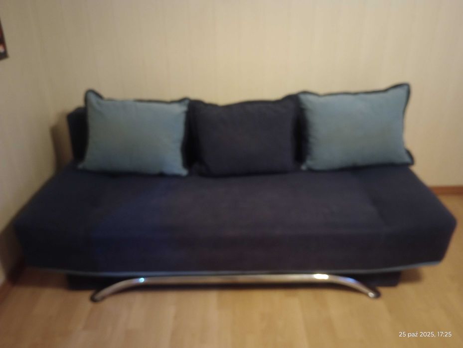 Sofa dwu osobowa z funkcją spania