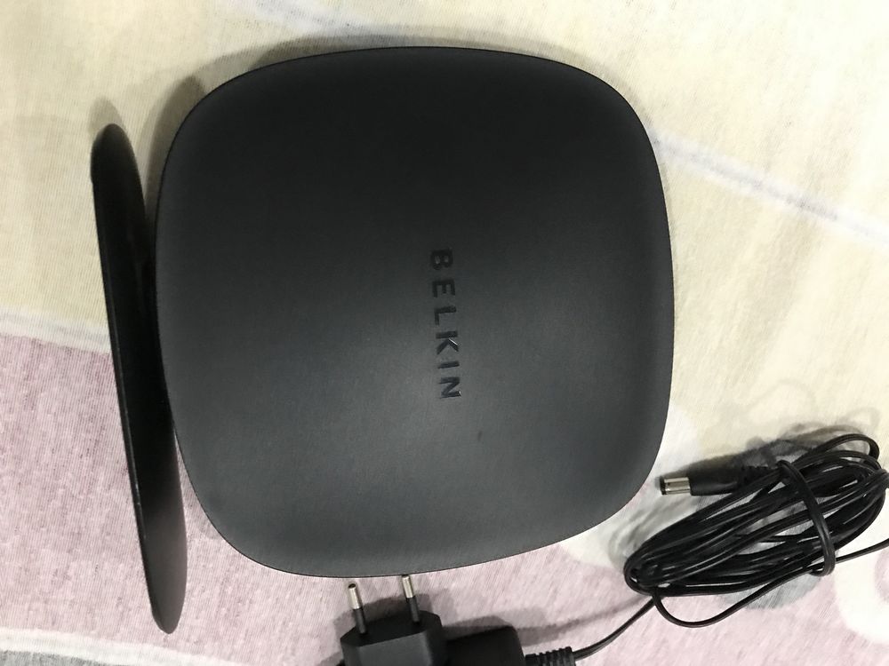 Router Belkin Surf N300 Wireless N