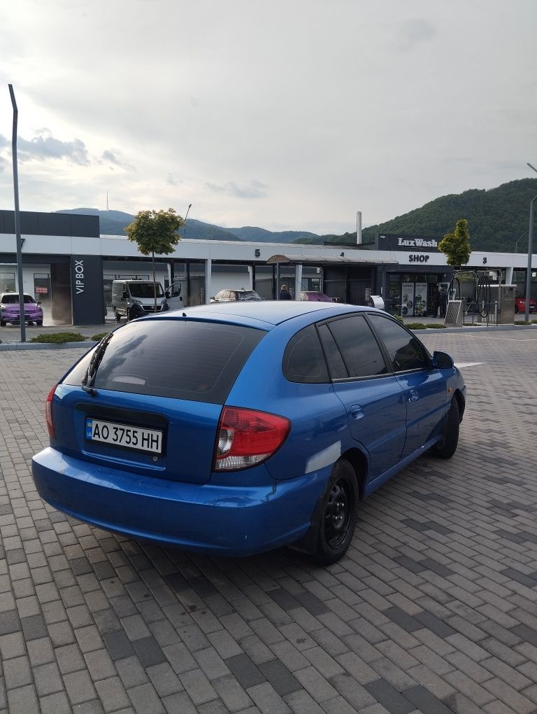 Продаж Кіа Ріо .