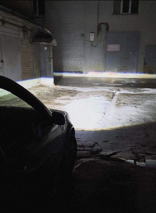 Заміна штатної лінзи або встановлення бі лед лінз (лед модулів)