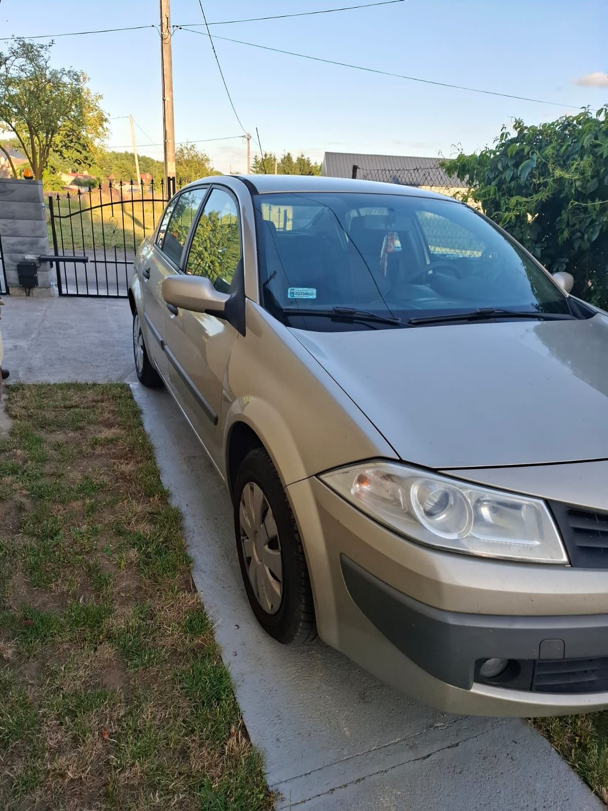 Renault Megane 2 sedan