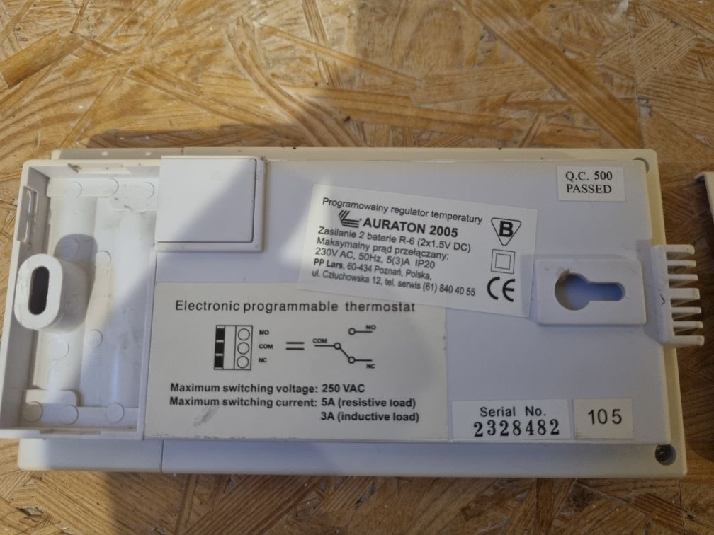 Programowalny regulator temperatury AURATON 2005