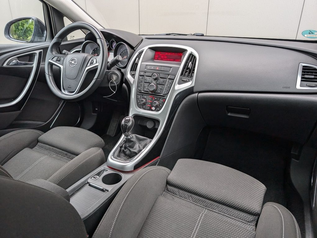 Opel Astra 1.6 Turbo Benzyna * Mały Przebieg * Bez Wkładu * Śliczna *