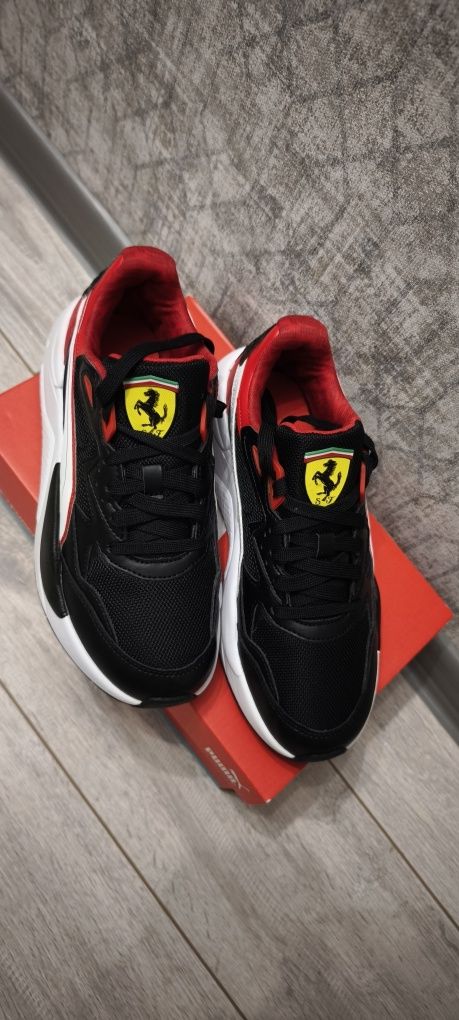 Кросівки Puma Ferrari X-Ray Speed 38.5
