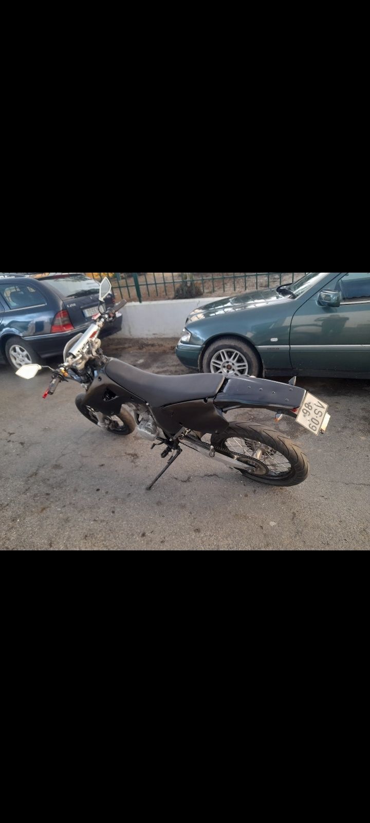 Ajp 125cc supermotar  troco