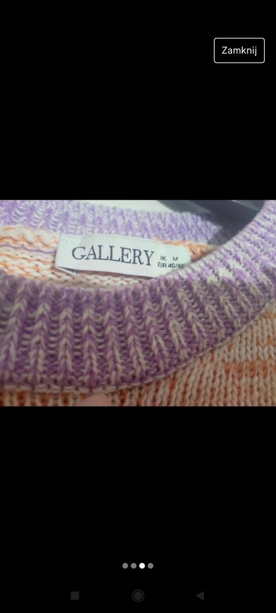 Śliczny bufiasty sweterek Gallery
