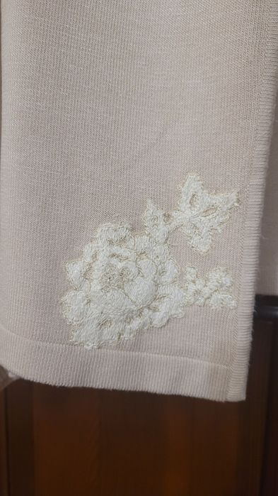 Кардиган короткий, Італія