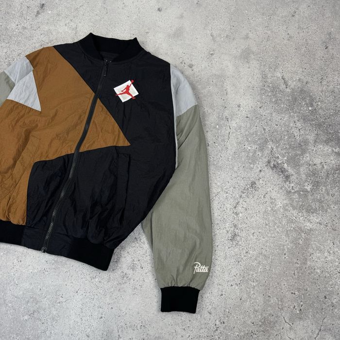 Нейлоновий бомбер - куртка Air Jordan Nike x Patta