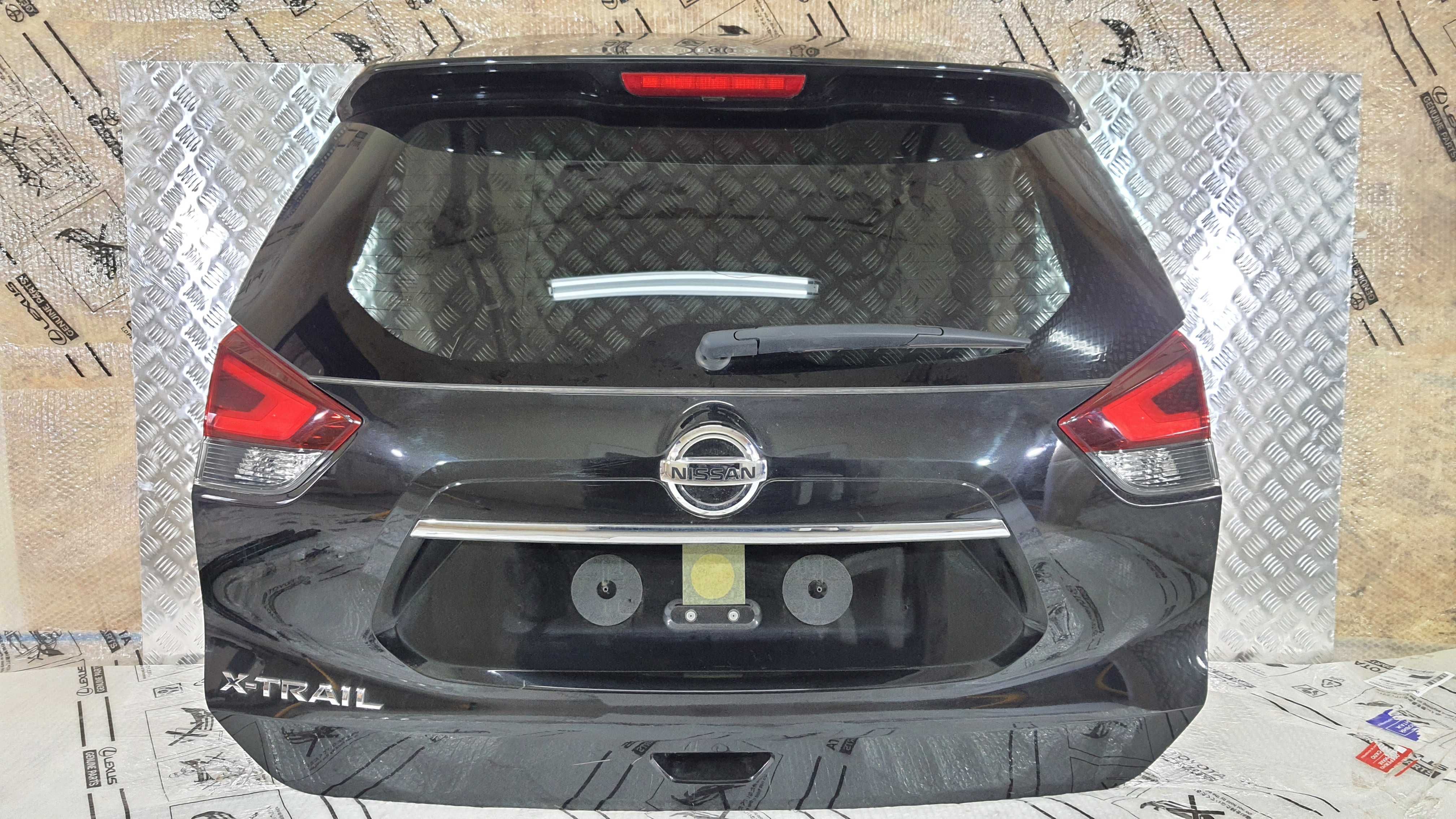X-Trail Rogue T32 Дверь зеркало ляда крышка бампер фонарь зеркало