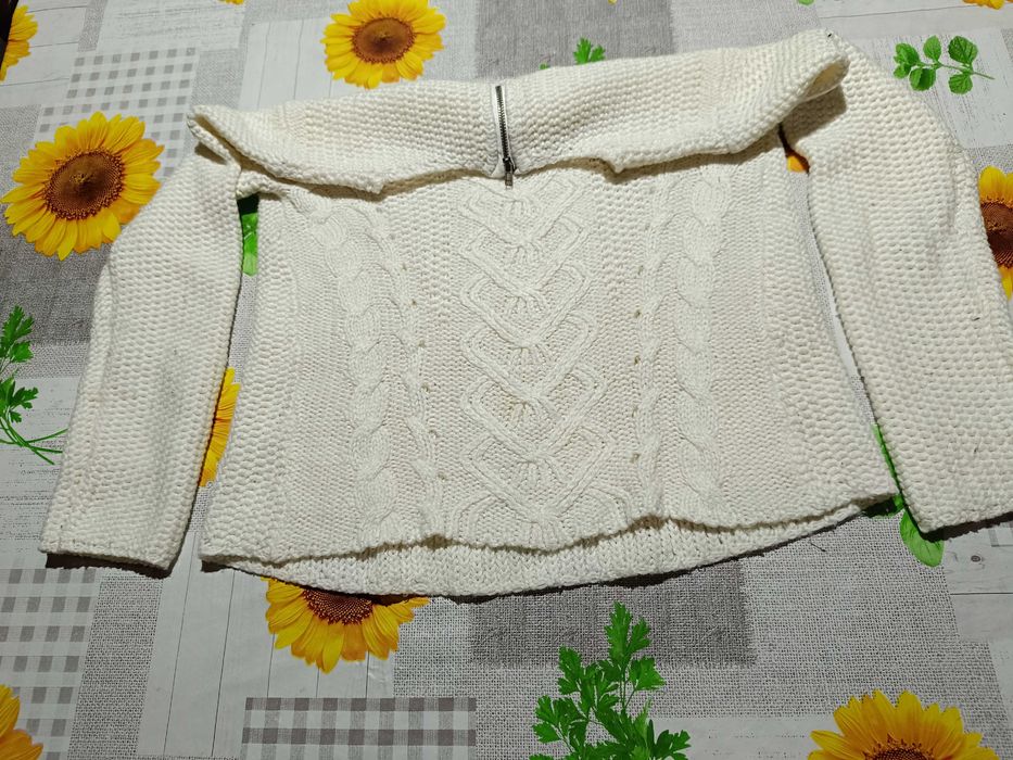 Várias peças de roupa para mulher, praticamente nova (ver descrição)