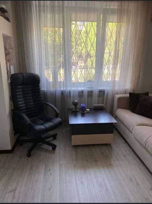 Пропонується затишна 1-кімнатна квартира в центрі