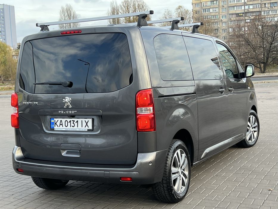 Peugeot Traveller 2020 Official