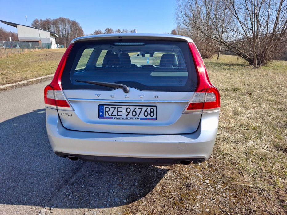 Volvo V70 III T5 Drive-E 2.0 turbo benzyna 245 KM