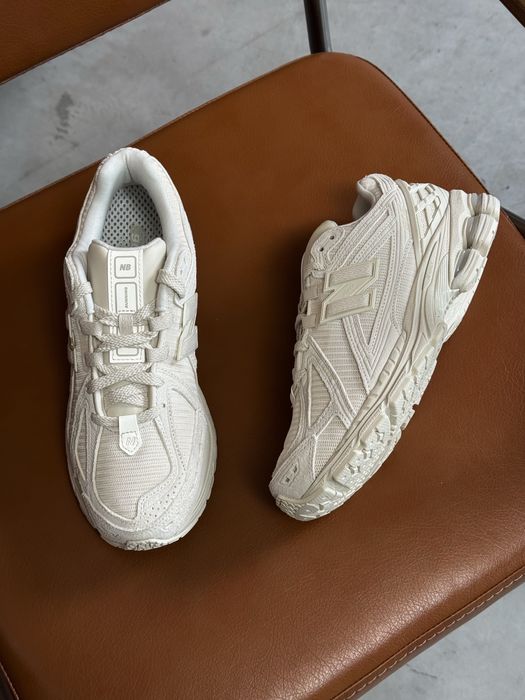 Оригинал New Balance 1906r Beige (U1906RWD) бежеві нб легкие кроссовки