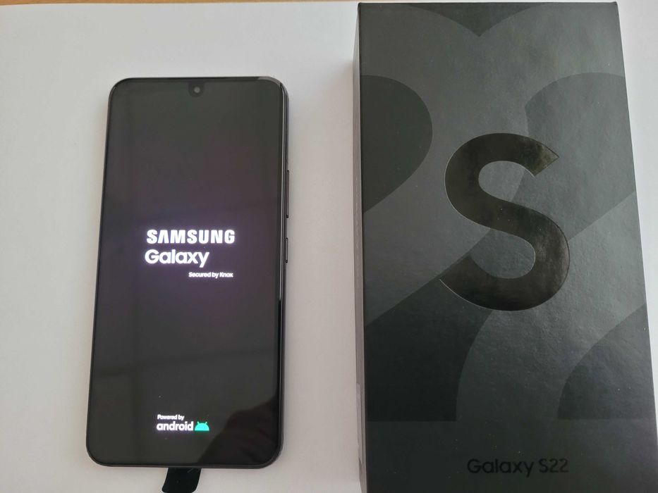 Samsung Galaxy S22 5G czarny