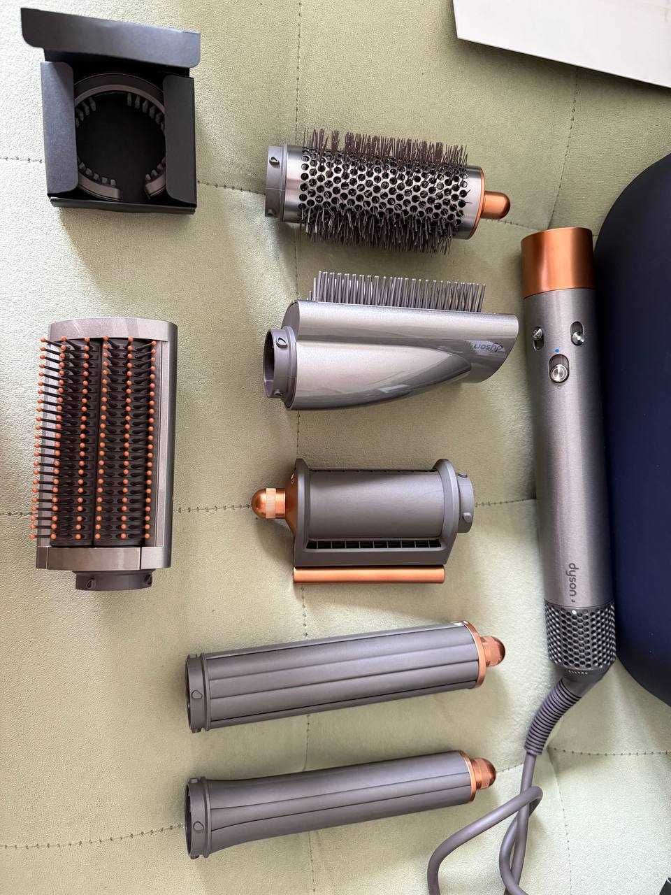 Продам новий Dyson Airwrap Complete Long (придбаний у Лондоні)
