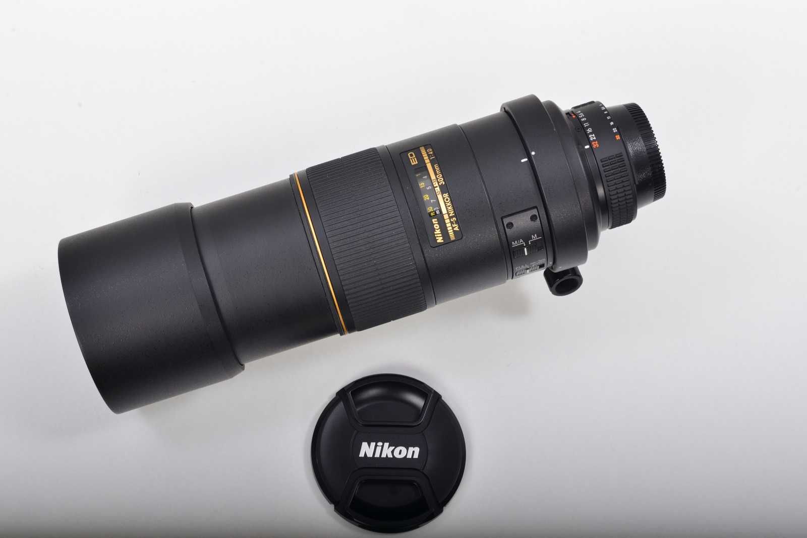 Nikon AF-S Nikkor 300 mm f/4D IF-ED stan idealny