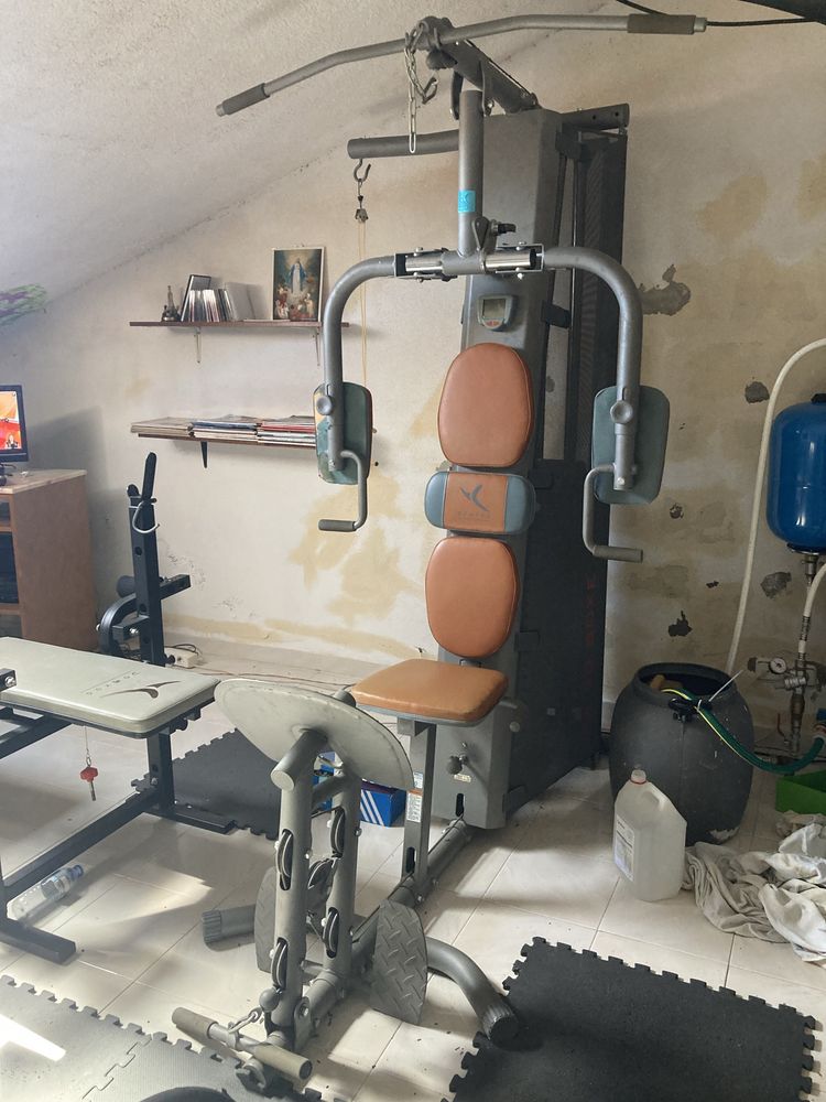 Maquina de musculação