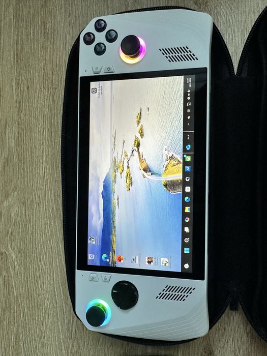 Asus rog ally z1 extreme stan idealny