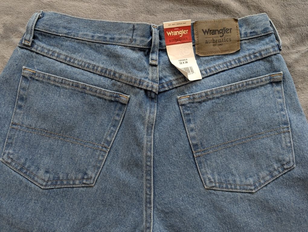 Джинси Wrangler W32 L36
