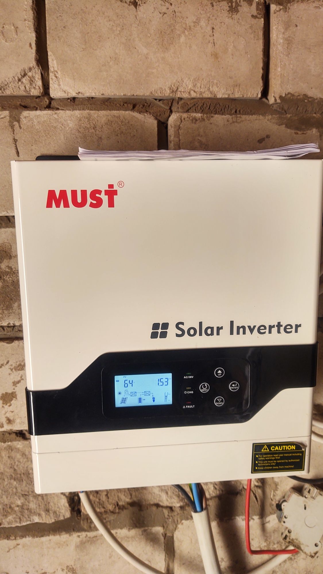 продам сонячний інвертор pv1800